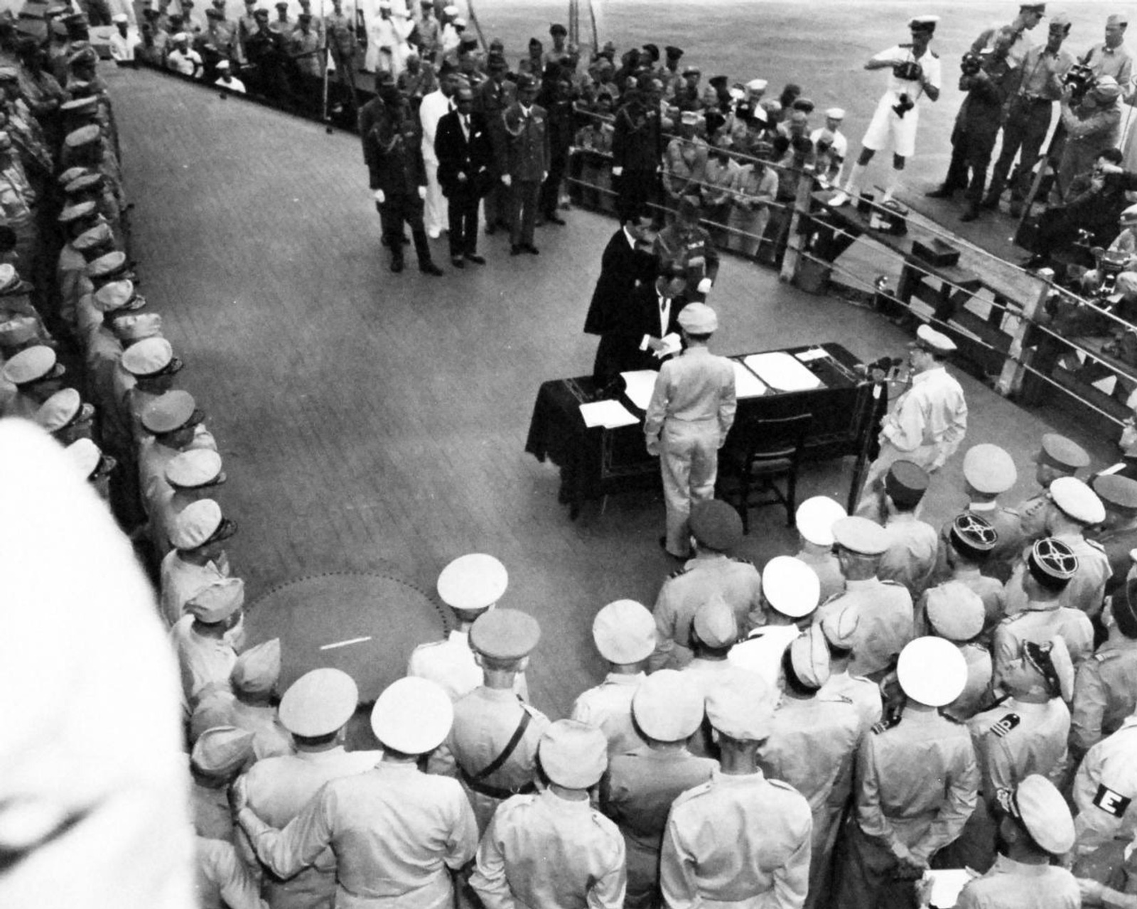 Андрей Назаров, соцсети