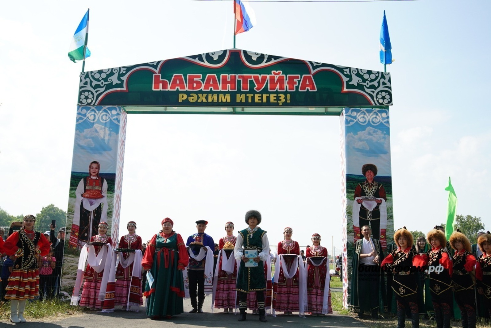 Олег Яровиков