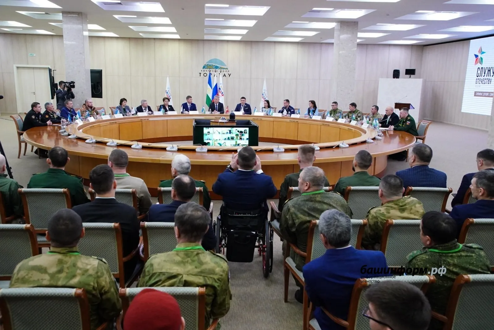 Олег Яровиков