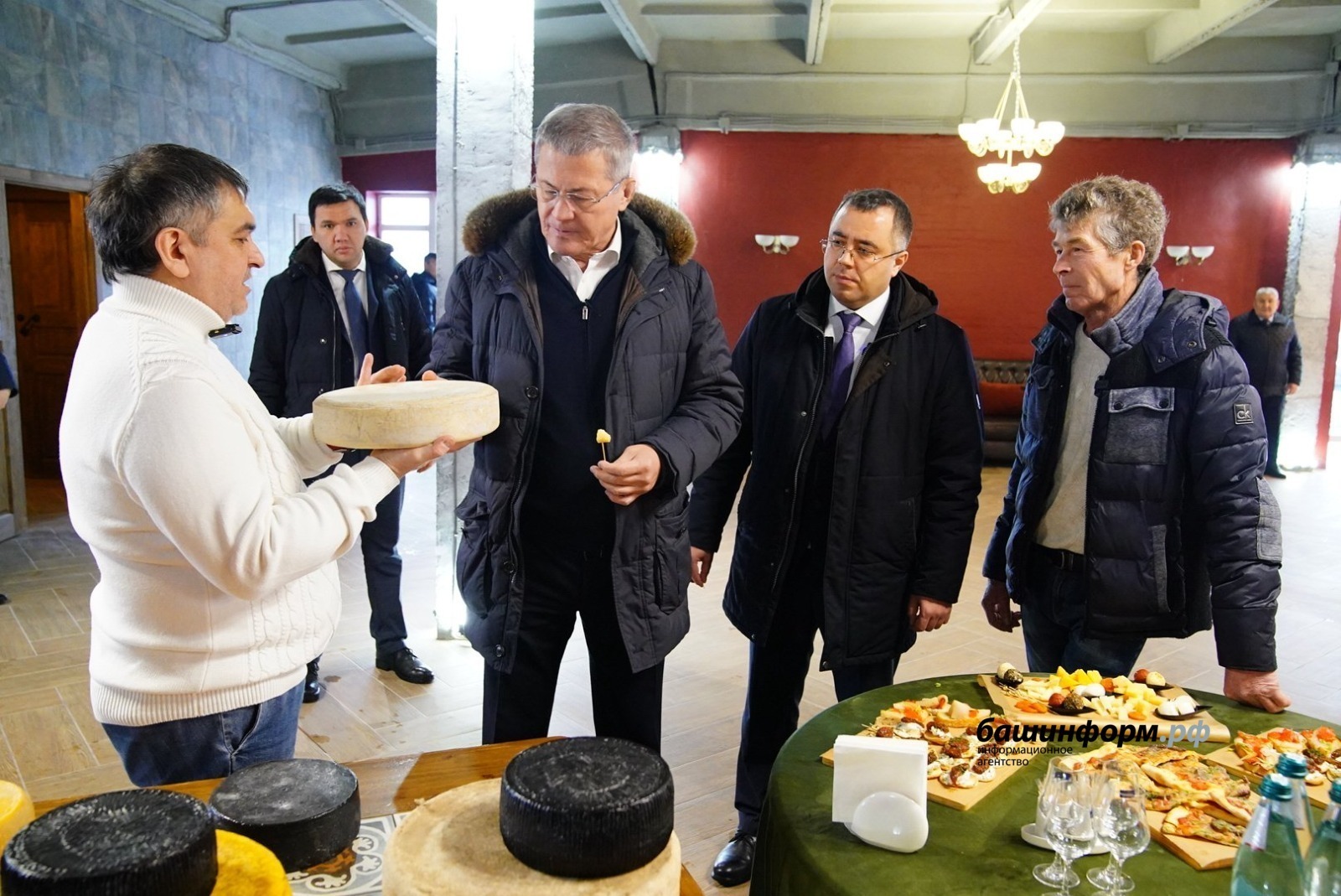 Олег Яровиков