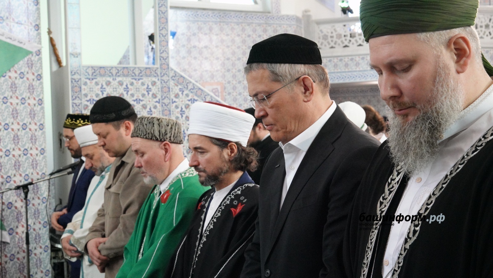 Олег Яровиков